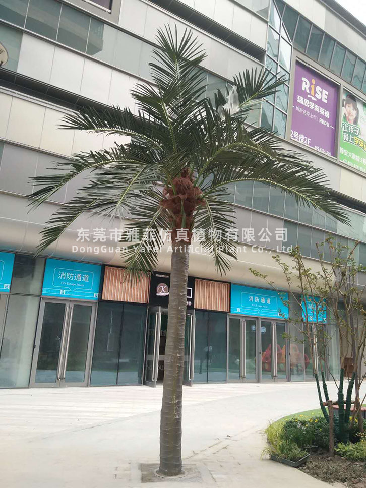 上海静安区大融城仿真椰子树造景工程05.jpg